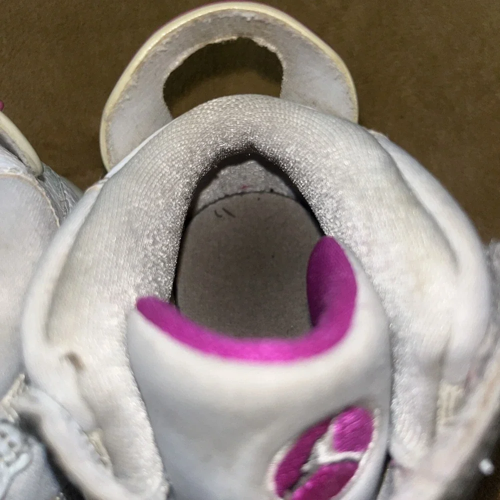 Nike Air Jordan 6 Rings Boys Size 9C White Athletic Shoes‎ Sneakers  942780-111